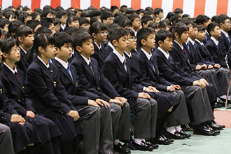 平成29年度 入学式を挙行しました 近畿大学附属和歌山高等学校 中学校